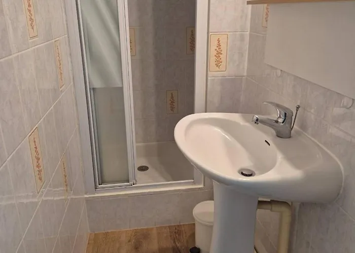 T2 A Avec Mezzanine Et Casier A - Fr-1-234-343